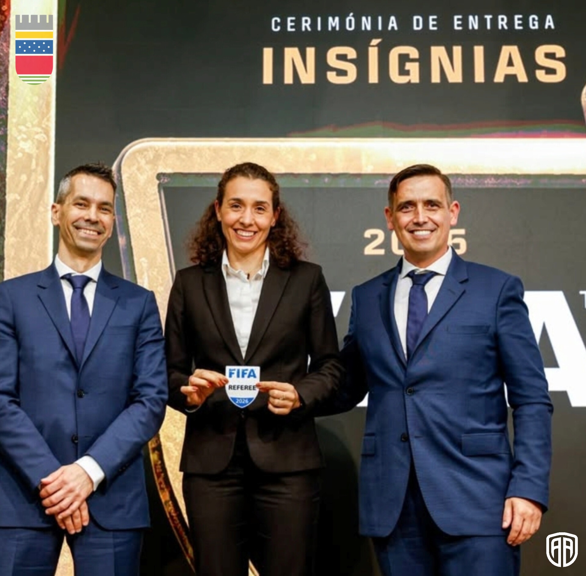 Filipa Cunha distinguida com insígnia internacional para 2026 🌍⚽